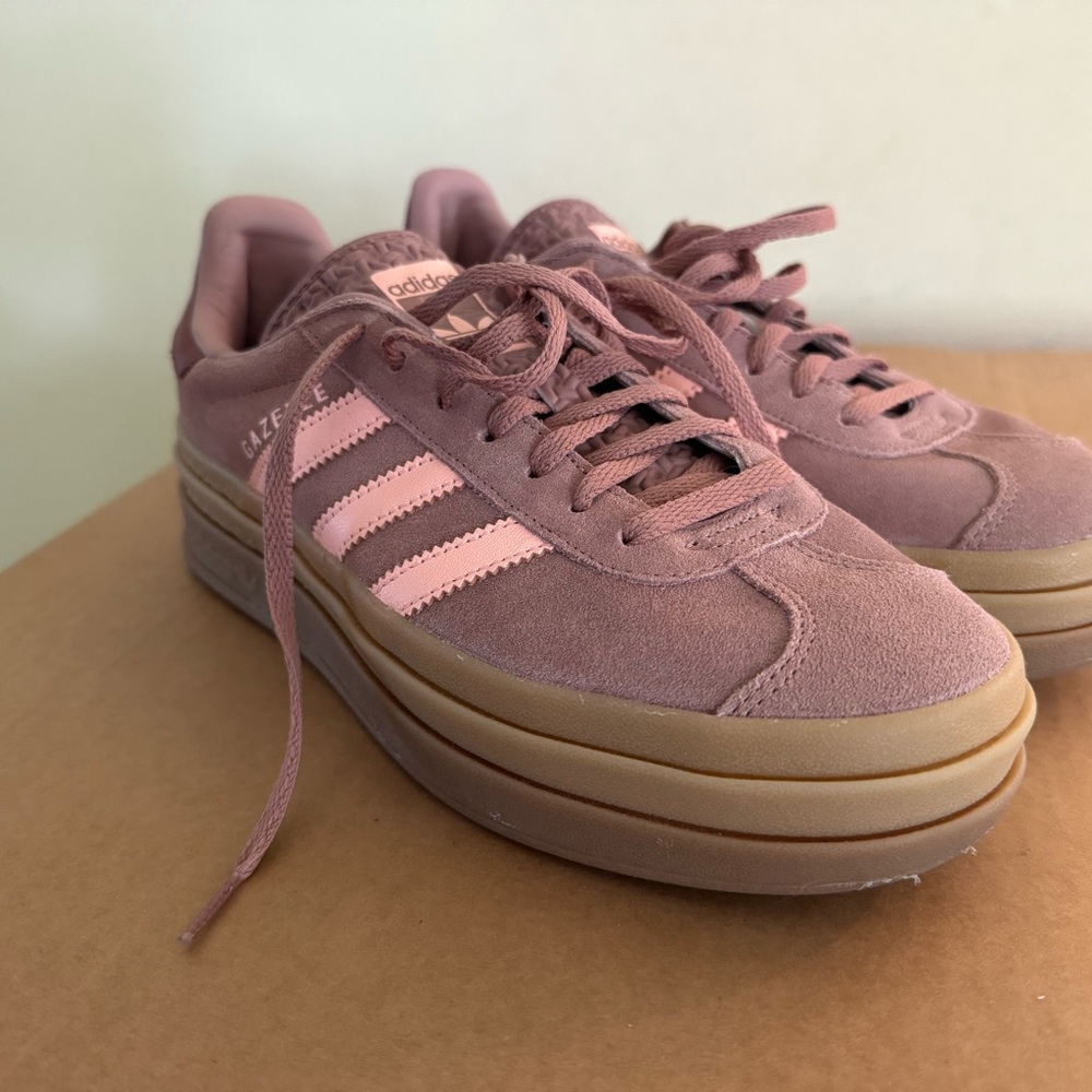 Adidas Originals Gazelle Bold sneakers in pink